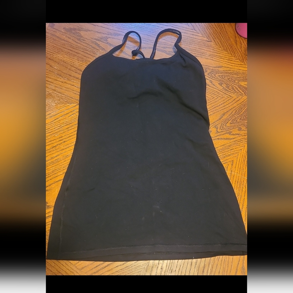 Lululemon tank
